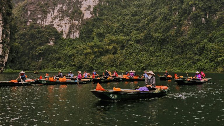 Khu danh thắng Tràng An